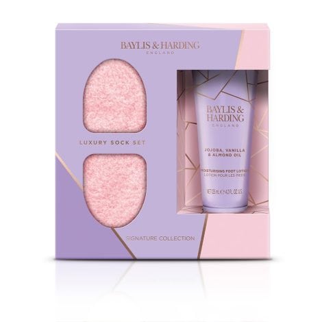 Baylis & Harding Luxury Foot Care Gift Set containing Jojoba, Vanilla & Almond Oil – Suitable for Vegans.