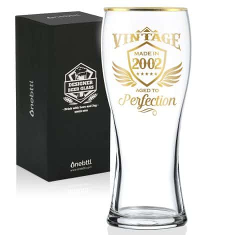 Onebttl 2002 Vintage 21st Birthday Gifts for Males – Aged to Perfection – 450ml Beer Glass – Gifts for Son, Grandson, Nephew, or Boyfriends born in 2002.