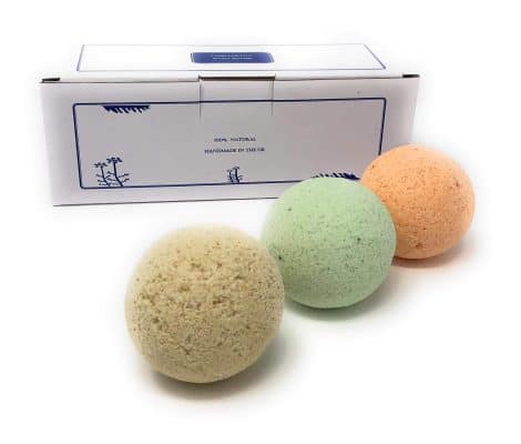 3 Deluxe Healing Bath Bombs Gift Set For Gentlemen. Artisan-crafted in Great Britain.