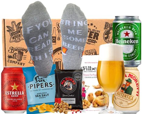 Craft Beer Hamper Gift Box for Men and Women: Craft Beer Set with 3 Cans, Tasting Glass, Snacks and Beer Socks.