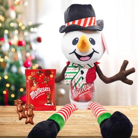 Children’s Confectionery Storage Present Package – Adorable Christmas Snowman Sweet Pot Doll Rucksack including Maltesers Reindeer Milk Chocolate Snack Pack 59g. Festive Biscuit Pot for Filling Stockings, Surprise Gifts from Santa.